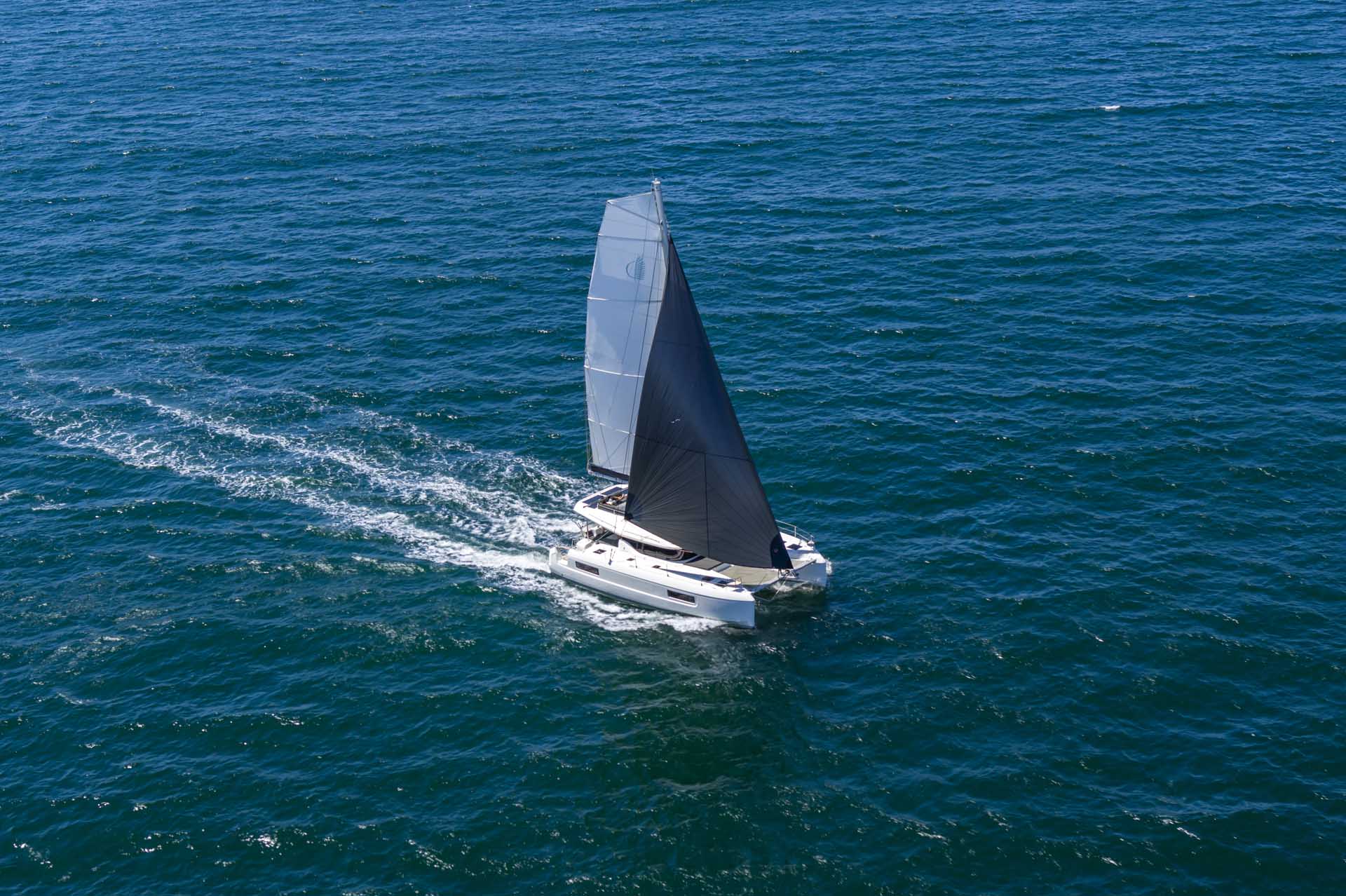 Lagoon 43 katamaran exterior
